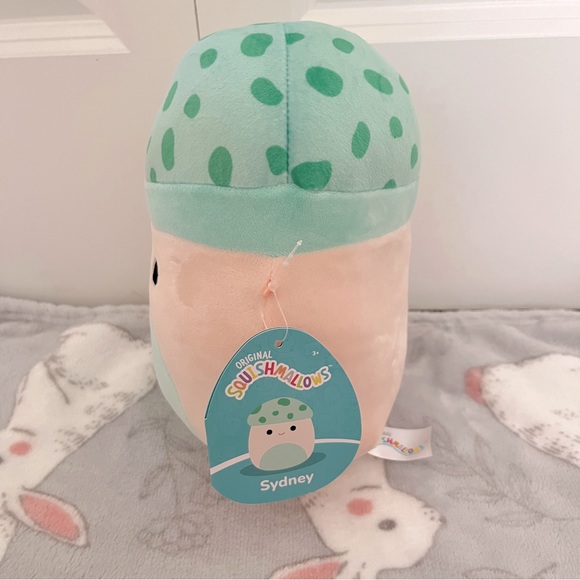 Sydney the Green Mushroom 7.5” squishmallow - Picture 2 of 3